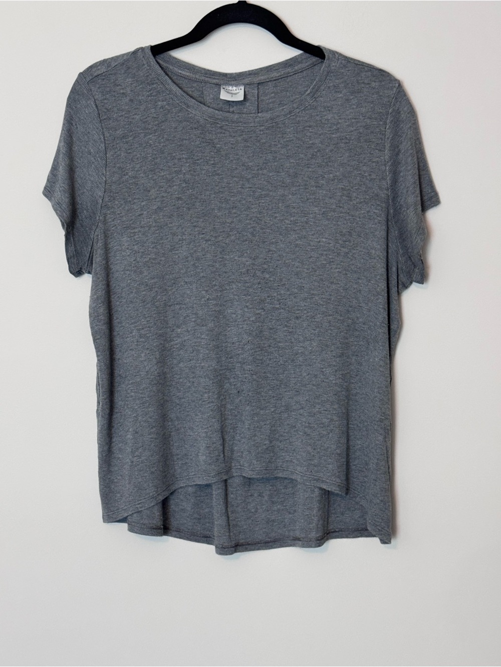 Athleta Heather Gray High-Low Pleated Back Tee Size Small
